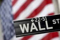 Απόλυτη καταστροφή στη Wall, με απώλειες άνω του -3% - «Βουτιά» -5,8% για τον Dow στην εβδομάδα