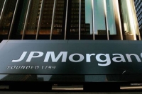 JP Morgan: Οι εκροές καταθέσεων στην Ελλάδα ζήτημα ψυχολογίας - Δεν συγκρίνονται με το 2012
