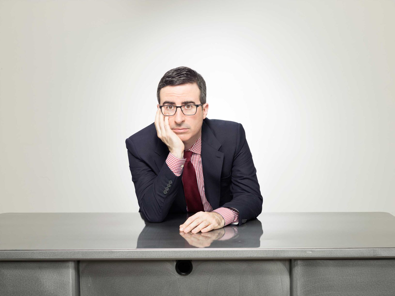 COSMOTE_TV_LAST_WEEK_TONIGHT_WITH_JOHN_OLIVER_1.jpg