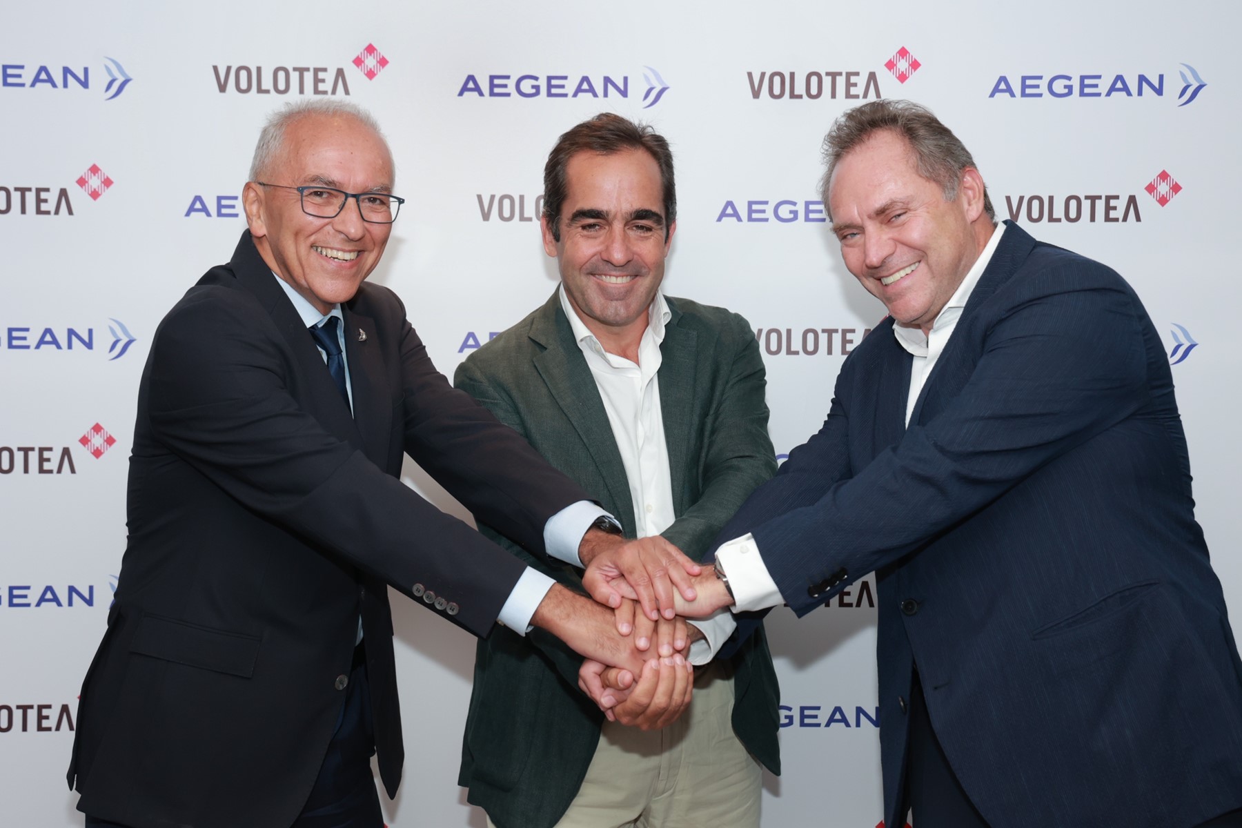 L-R__Mr._Dimitris_Gerogiannis_CEO_AEGEAN_Mr._Carlos_Muñoz_Founder_and_CEO_of_Volotea_Mr.Eftichios_Vassilakis_Chairman_AEGEAN_photo_2.jpg