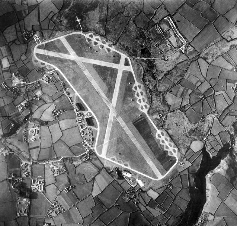 RAF_St_Davids_aerial_view_c1943_1.jpg