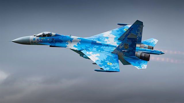 Watch-Su-27s-toss-high-speed-high-drag-bombs-on-Russian-facilities-2.jpg
