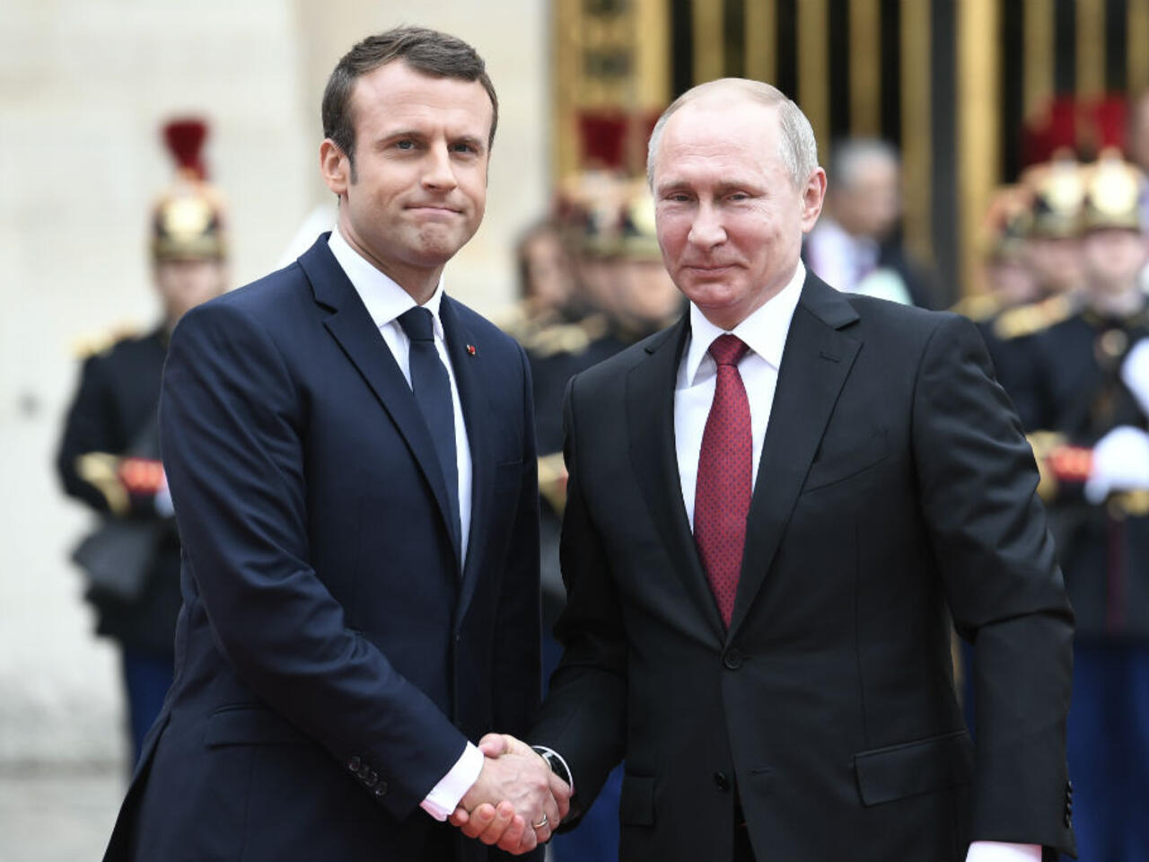 macron_putin.jpg