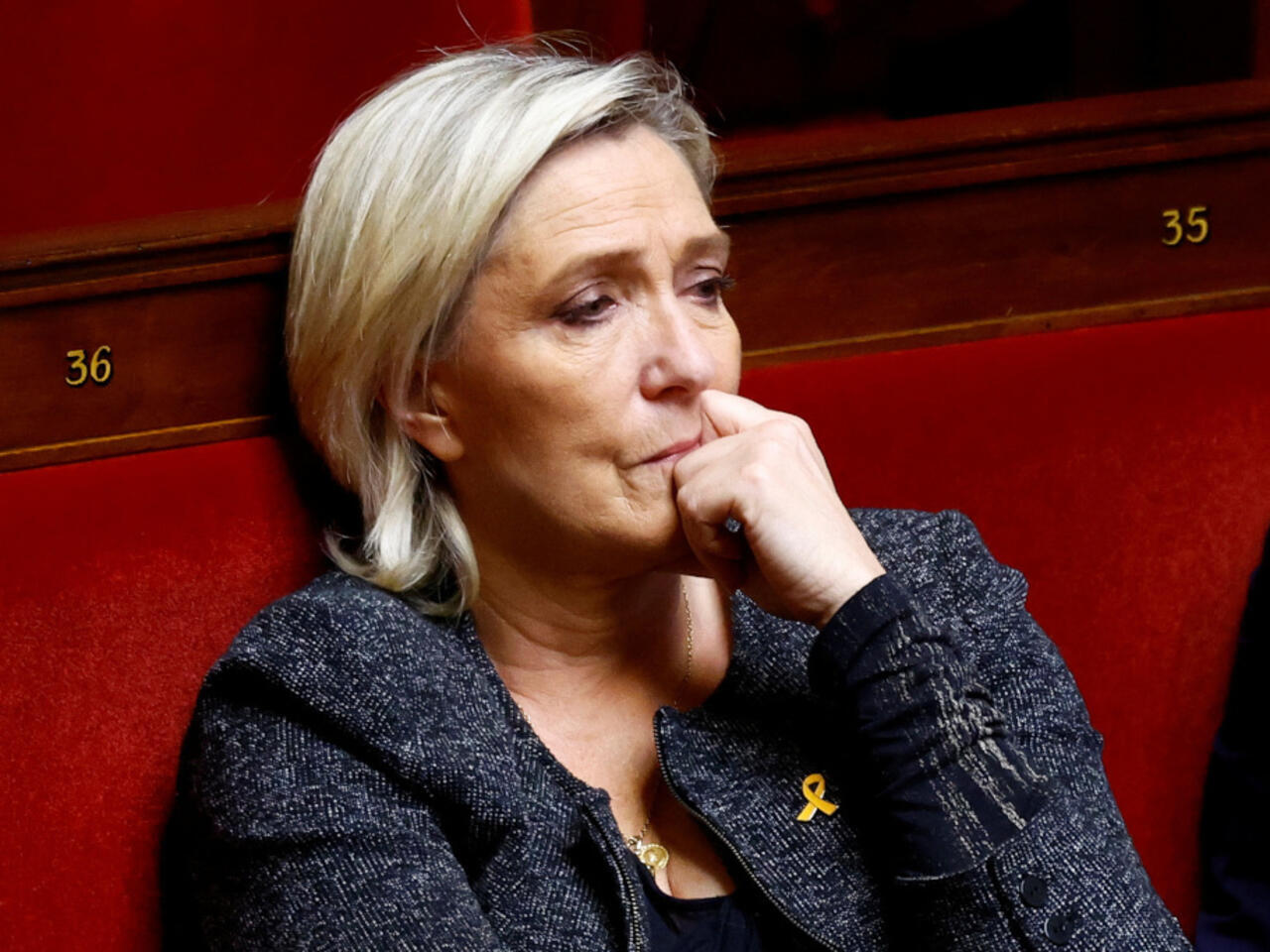 w1280-p4x3-Marine_Le_Pen_à_lAssemblée_nationale_à_Paris.jpg