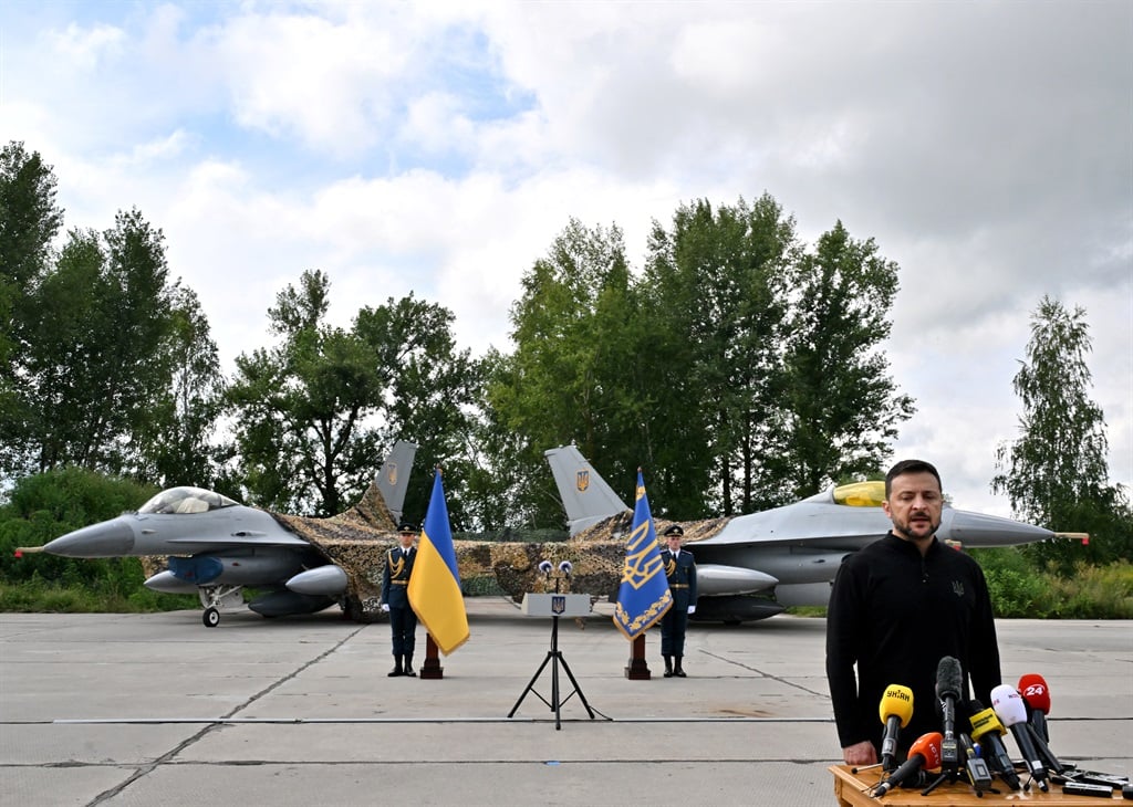 zelensky_f16_2.jpg