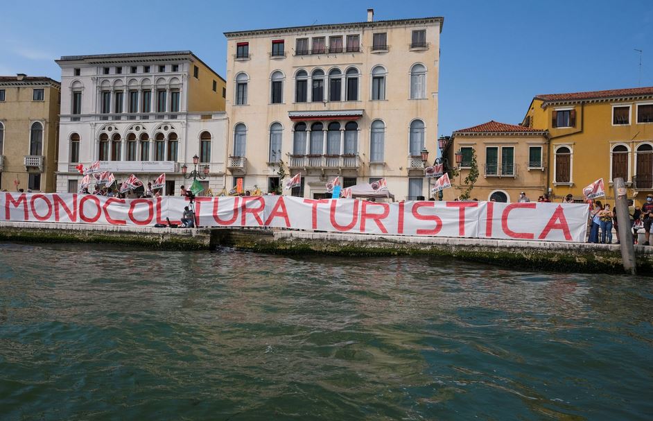 turistica.JPG