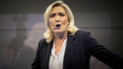 Η Le Pen θάβει τα πολεμοχαρή σχέδια του Macron - «Με εμάς κυβέρνηση θα είναι αδύνατο να στείλει στρατό στην Ουκρανία»