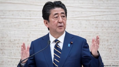 Σκάνδαλο με πανάκριβα δείπνα για τον γιο του Ιάπωνα πρωθυπουργού - Παραιτήθηκε η εκπρόσωπος του
