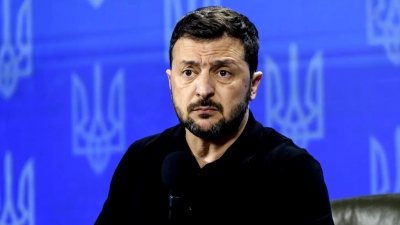 Κρίση στην Ουκρανία - O Zelensky απομάκρυνε τις στρατιωτικές περιφερειακές διοικήσεις του Κιέβου και της Poltava