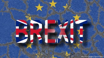 Πέντε σενάρια για αναβολή του Brexit - Τι ανησυχεί την Ευρωπαϊκή Ένωση