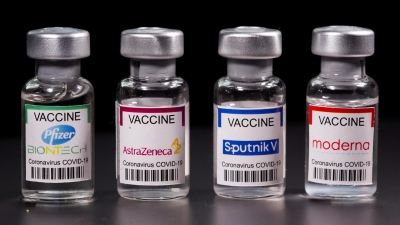 Καταρρέουν μύθοι: Οι μεταλλάξεις χτυπούν τους ηλικιωμένους εμβολιασμένους που νοσούν βαριά και τα ανεμβολίαστα παιδιά ήπια