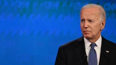 Απειλούν τον Biden χορηγοί και δωρητές του: Ή αποχωρείς ή σε… αφήνουμε