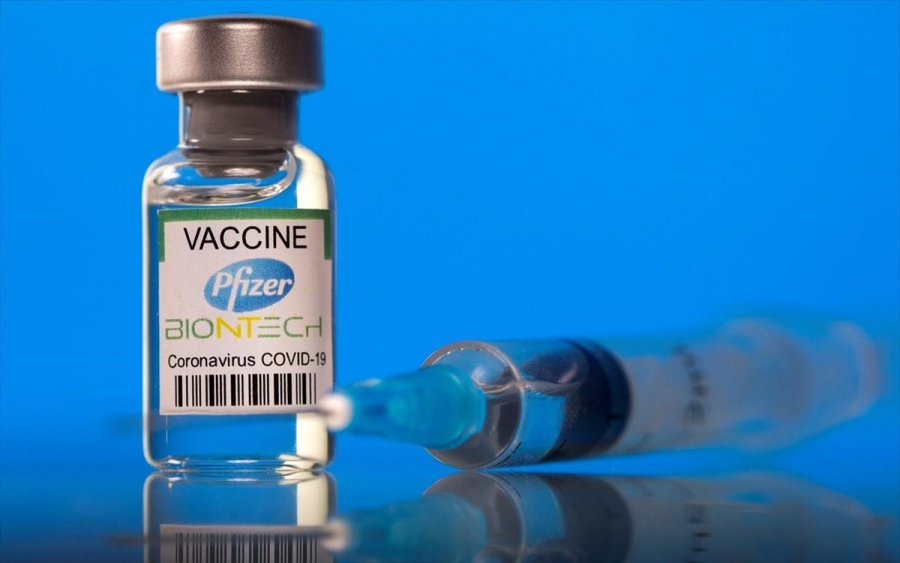 Pfizer: Έτοιμο το εμβόλιο κατά της Omicron - Άρχισαν οι κλινικές δοκιμές του - Τι ελέγχουν