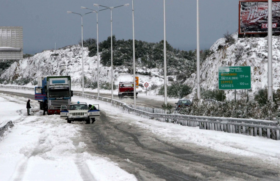 Απαγορεύεται η κυκλοφορία των βαρέων οχημάτων σε τμήμα της Εγνατίας Οδού στη Θεσσαλονίκη