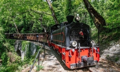 Hellenic Train: Επιστρέφει στις ράγες ο εμβληματικός «Μουτζούρης» - Ξεκινούν από το Σάββατο τα δρομολόγια