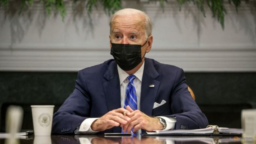 SOS Biden: Η Omicron εξαπλώνεται – Πάμε για χειμώνα με βαριές ασθένειες και θανάτους