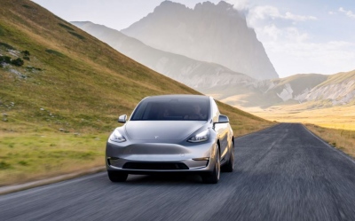 Το Tesla Model Y διατίθεται ως 7θέσιο και στην Ελλάδα