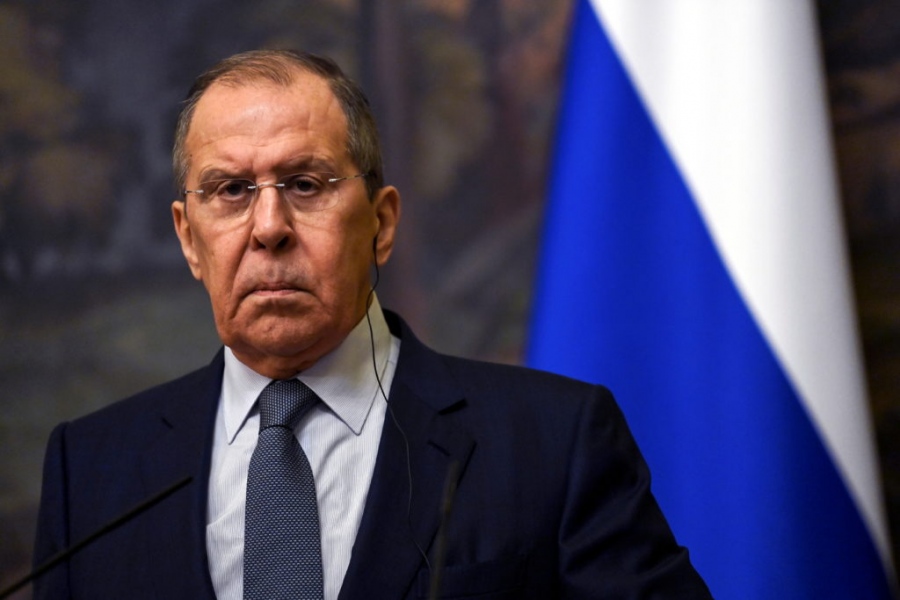 Lavrov (ΥΠΕΞ Ρωσίας): Γελοίοι οι ισχυρισμοί της Δύσης για τέλος πολέμου στην Ουκρανία με επιστροφή στα σύνορα του 1991