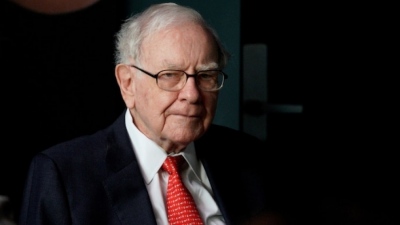 Ο Warren Buffett ξεπουλά μετοχές σαν να είναι η τελευταία του ημέρα εν ζωή - «Βλέπει» νέα κρίση