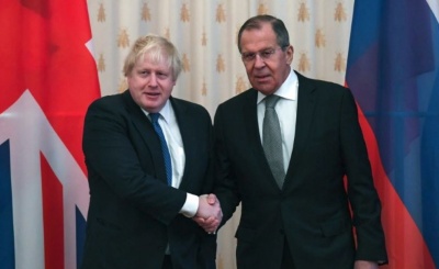 Johnson (ΥΠΕΞ Βρετανίας): Θα εργαστούμε από κοινού με τη Ρωσία για τη βελτίωση των μεταξύ μας σχέσεων