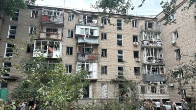 Ρωσική πυραυλική επίθεση με 3 νεκρούς και 14 τραυματίες στο Mykolaiv – Zelensky: Ζούμε μέσα στον τρόμο