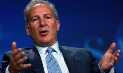 Peter Schiff: Ο κόσμος ετοιμάζεται να εγκαταλείψει το δολάριο