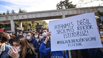 Τουρκία: Φοιτητική εξέγερση για τον διορισμό Πρύτανη στο Πανεπιστήμιο του Βοσπόρου με διάταγμα του Erdogan