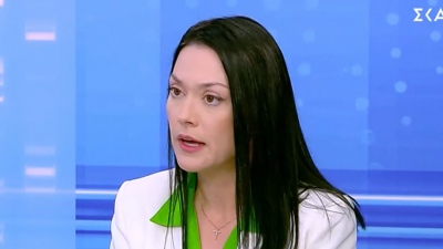 Βγήκαν τα μαχαίρια στο ΠΑΣΟΚ - Η Γιαννακοπούλου αμφισβητεί Ανδρουλάκη, σκληρή απάντηση Δουδωνή