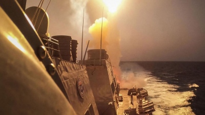 Ερυθρά Θάλασσα: Στο στόχαστρο των Houthis το βρετανικό αντιτορπιλικό HMS Diamond - «Χτυπήσαμε με drones και πυραύλους»