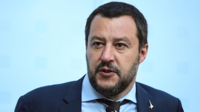 Ιταλία: Ο Salvini θέλει να κλείσει τους καταυλισμούς των Ρομά