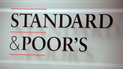 Η Standard and Poor’s στις 18/10/2024 εξετάζει αναβάθμιση της Ελλάδας αλλά φοβάται μην γελοιοποιηθεί… λογικά πάει για 4/2025