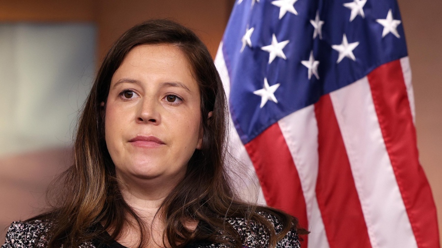 Η Elise Stefanik η πρεσβευτής των ΗΠΑ στον ΟΗΕ – Trump: Είναι δυνατή μαχήτρια και κατάλληλη για την πολιτική «πρώτα η Αμερική»