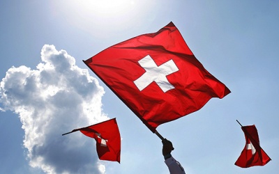 Κομισιόν: Διακοπή διαπραγμάτευσης μετοχών ελβετικών εταιρειών σε χρηματιστήρια της Ένωσης από την 1/7