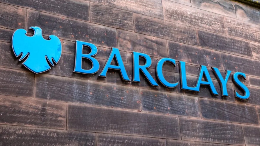 Barclays: Οι 5 κλάδοι της αμερικανικής αγοράς που είναι σε κίνδυνο εάν εκλεγεί ο Trump