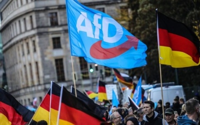 Καταρρέουν οι πολιτικοί αντίπαλοι της AfD στη Γερμανία - Παραιτήθηκε η ηγεσία των Πρασίνων, παραπαίει ο Scholz