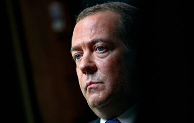 Medvedev: Η Ουκρανία διοικείται πλήρως από τις ΗΠΑ και ο Scholz είναι μεγάλος ψεύτης