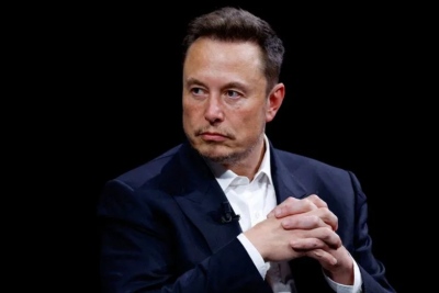 Musk: Η ανόητη Fed άργησε να προχωρήσει σε μείωση των επιτοκίων, να το κάνει άμεσα