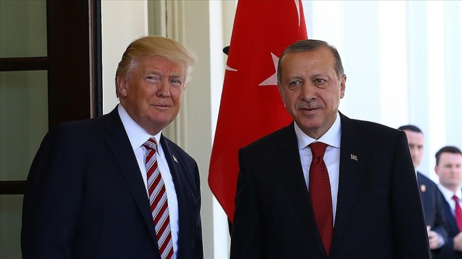 Επικοινωνία Erdogan με Trump - «Επίθεση κατά της Δημοκρατίας η απόπειρα δολοφονίας»
