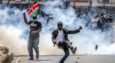 Οι ΗΠΑ υπάρχουν παντού - Στο στόχαστρο αμερικανική ΜΚΟ για τις αιματηρές διαδηλώσεις στην Κένυα