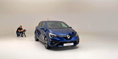 Πρώτη επαφή με το νέο Renault Clio!