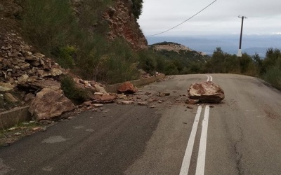 Κατολισθήσεις στην Καρδίτσα λόγω του ισχυρού σεισμού