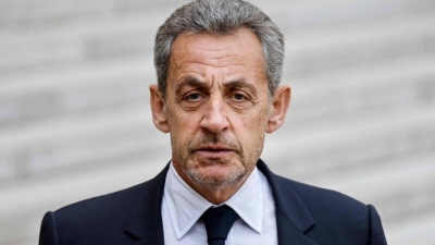 Sarkozy (Γαλλία): Δεν πήρα ούτε σεντ από τον Gaddafi