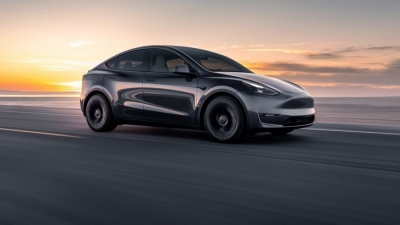 Tesla: Υποχώρηση κερδών το β' τρίμηνο 2024, στα 1,48 δισ. δολάρια