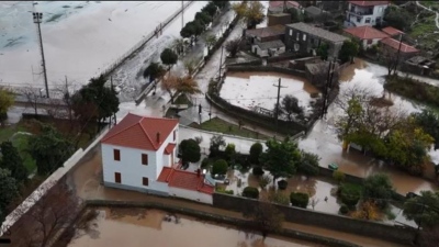 Κακοκαιρία Bora: Πλημμύρες, καταστροφές, απεγκλωβισμοί - Απαγόρευση κυκλοφορίας στη Ρόδο, δύο νεκροί στη Λήμνο