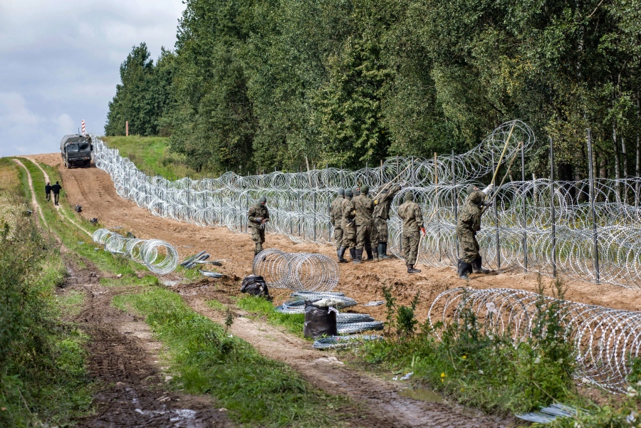 Ακραία κλιμάκωση από Πολωνία – Μετά τις νάρκες με τη Ρωσία σχεδιάζει να κλείσει εντελώς τα σύνορα με τη Λευκορωσία