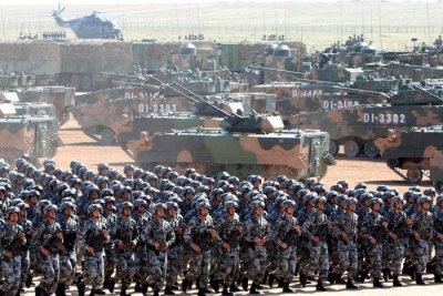 Κίνα: Δυναμώνει το στρατό της - Υπό τον έλεγχο του παραστρατιωτική αστυνομική δύναμη
