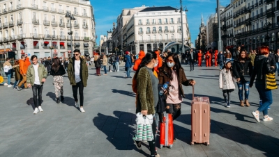 Ισπανία: Μόνο με αρνητικό μοριακό τεστ η είσοδος Γάλλων τουριστών στην Ισπανία