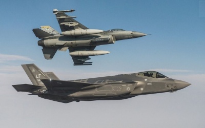 Ιαπωνία: Η κυβέρνηση ανακοίνωσε την αγορά 147 μαχητικών αεροσκαφών F-35 από τις ΗΠΑ μέσα στα επόμενα 10 χρόνια