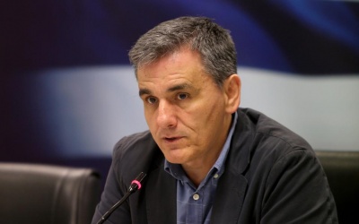 «Παζάρι» για μείωση στόχων στα πρωτογενή πλεονάσματα έχει ξεκινήσει η ελληνική κυβέρνηση με τους δανειστές