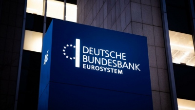 Προειδοποίηση από Bundesbank: Η Γερμανία διατρέχει ιδιαίτερο κίνδυνο από τους αμερικανικούς δασμούς